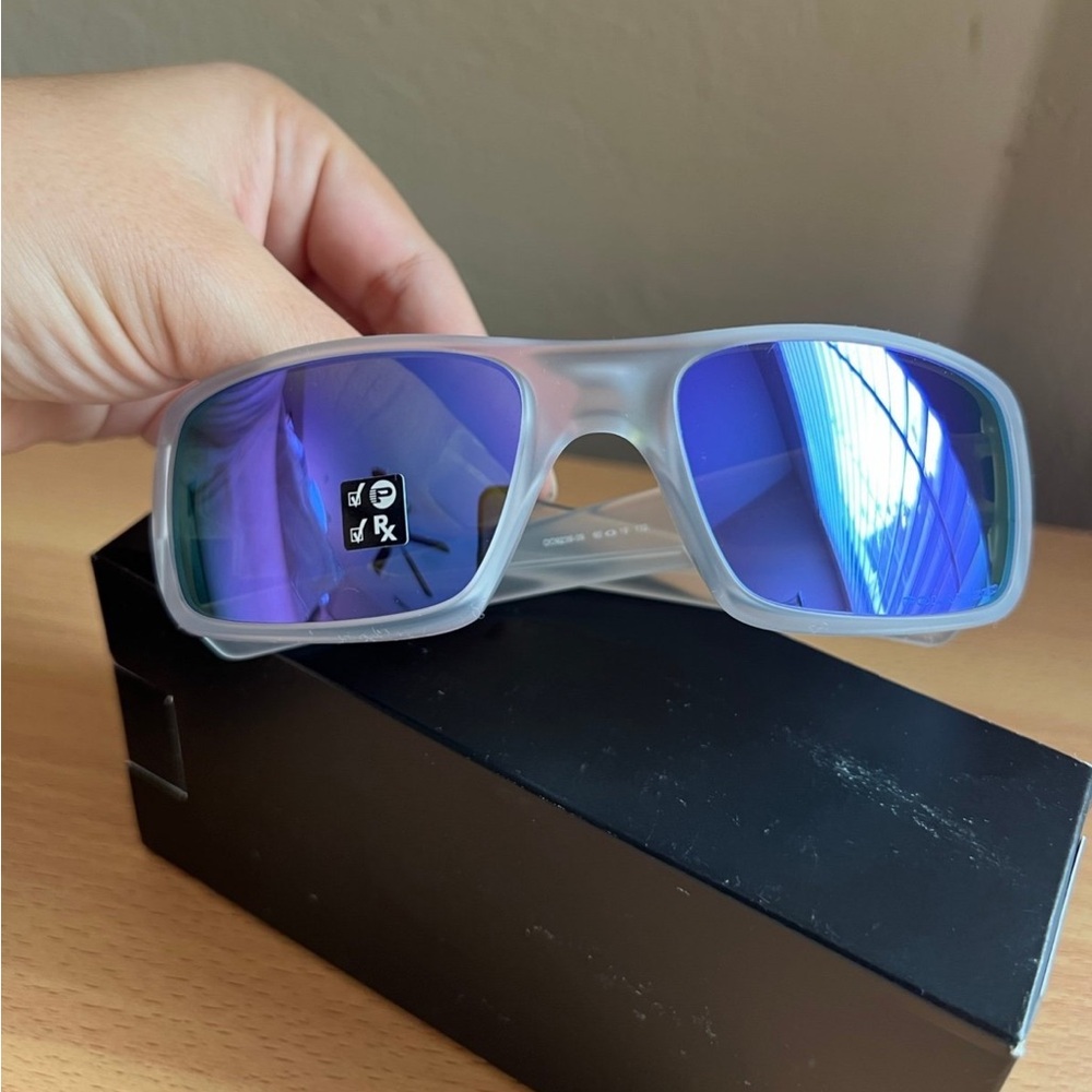 Oakley Crankshaft Violet Iridium Polarized Lenses, Matte Clear Frame Sunglasses
